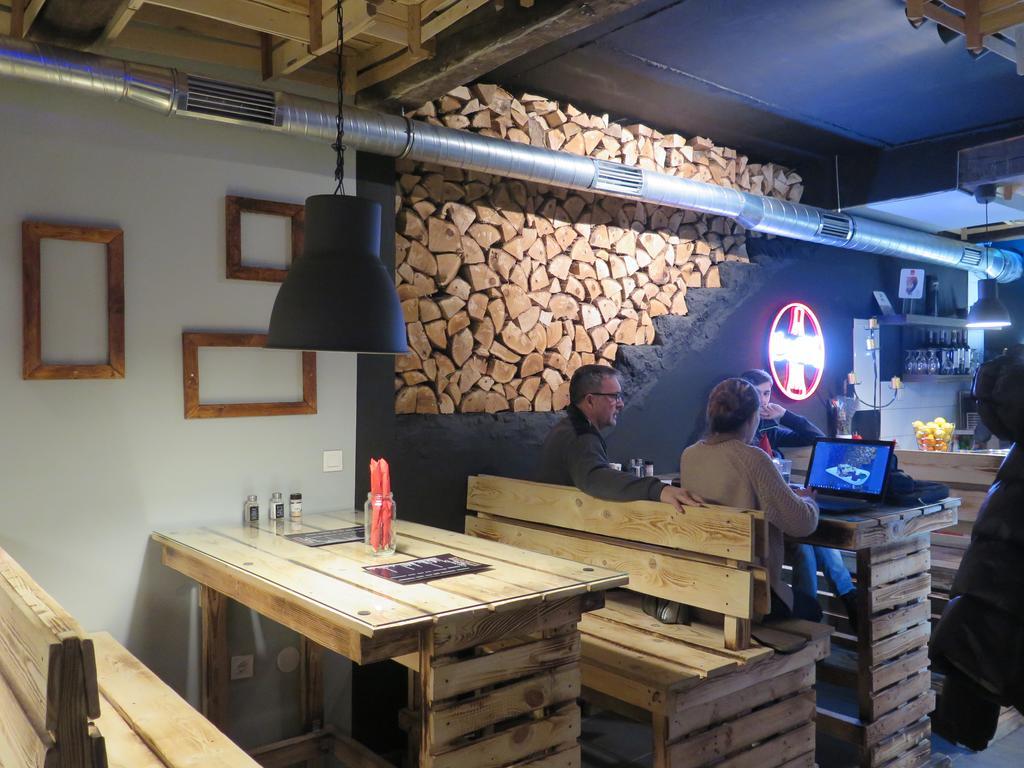 My Way Hostel Zagreb Ngoại thất bức ảnh